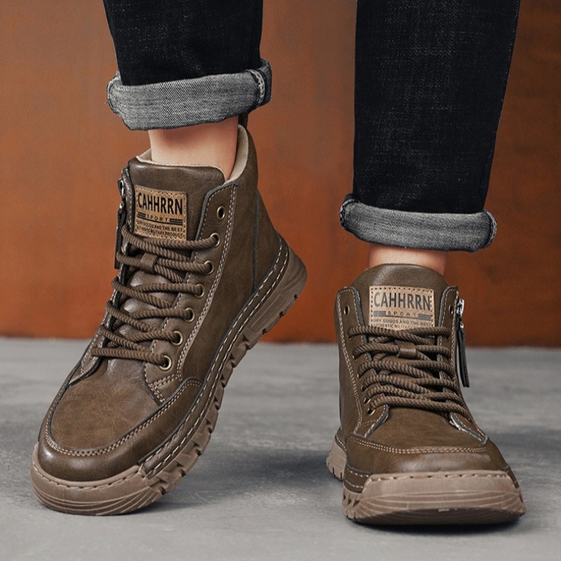 Stivali da uomo in pelle alti  - Men Shoes On recensione e prezzo
